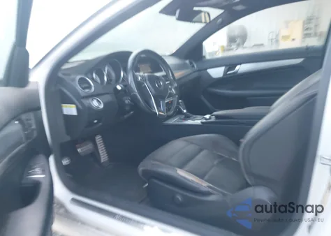 2013 Mercedes-Benz C 350 Sport from USA, damaged, VIN WDDGJ5HB8DG041946